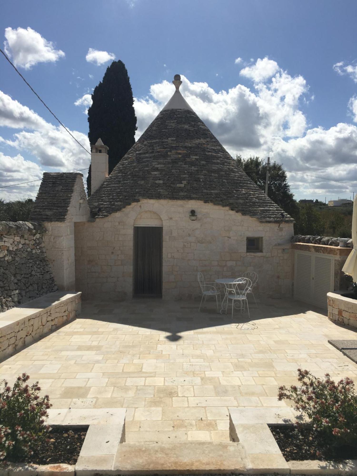 Trulli Le 2 Nicchie Villa Locorotondo Exterior photo